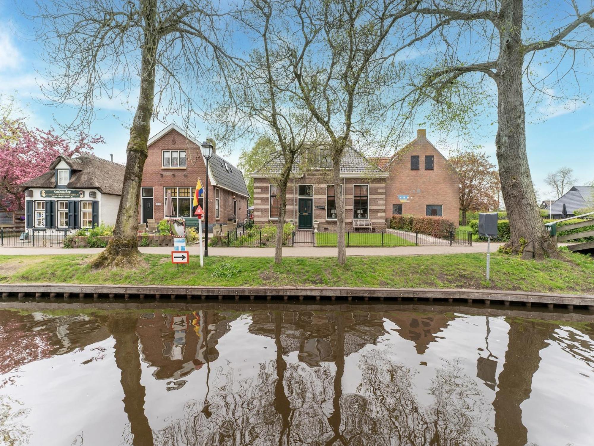 Lodge In Giethoorn With Breakfast Exterior foto